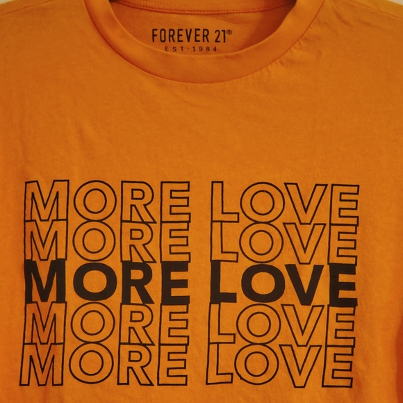 Shirt Crop Top "More Love" Forever 21 Women's Medium - Picture 2 of 3